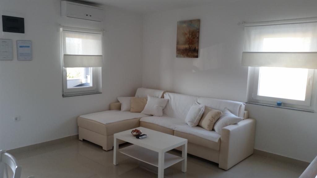 Apartments Zanic With Private Swimming Pool And Sea View Starigrad Paklenica Exterior photo